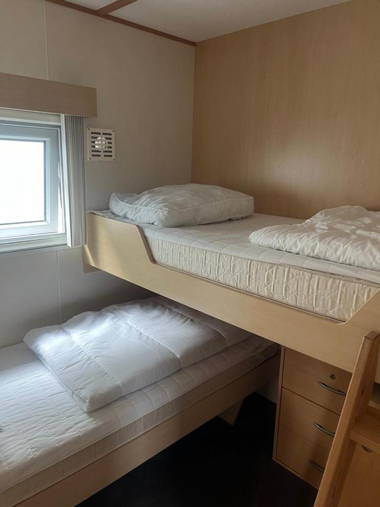 Net Achter De Dijk 125 Hotel Bruinisse Buitenkant foto